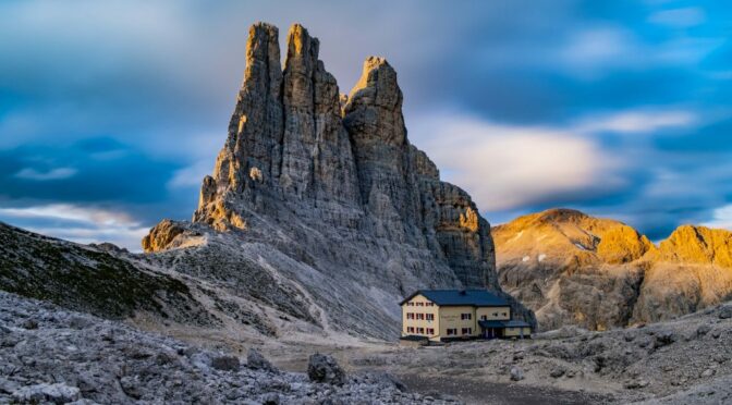 In edicola MERIDIANI MONTAGNE “TORRI DEL VAJOLET E VAL DI FASSA“